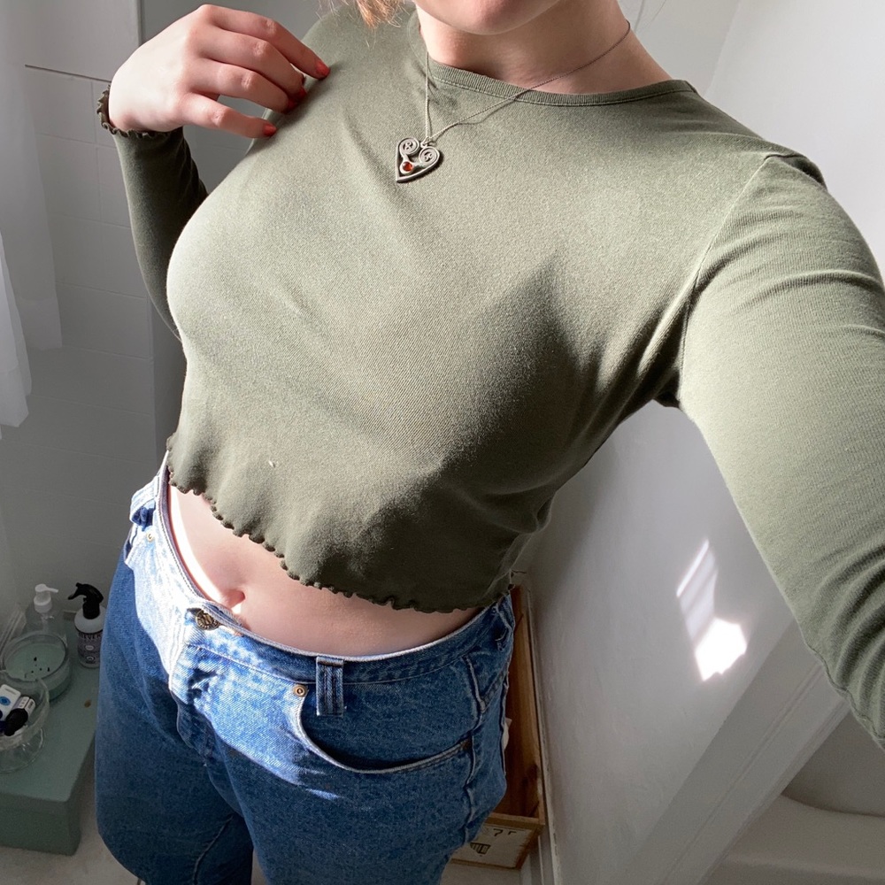 ☀️ 4 for $25 | Cropped cotton shirt